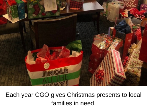 present Photo W Caption